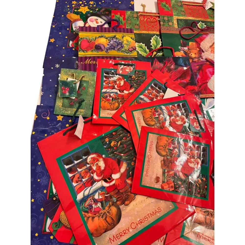 Lot of 22 Vintage Y2K Christmas Gift Bags Various Sizes 90s/00s